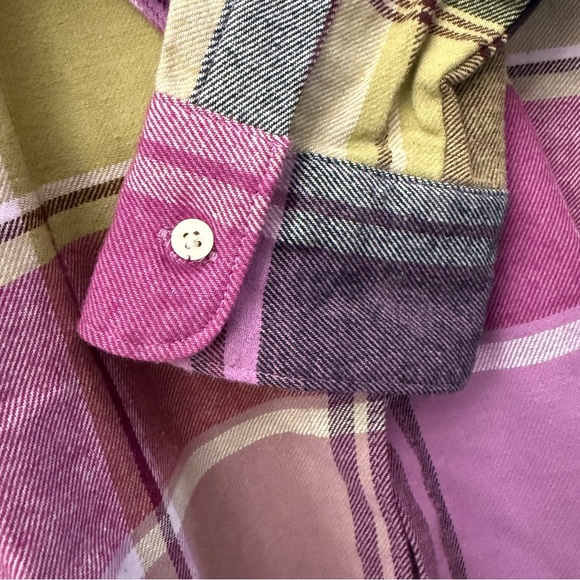 Old Navy NWT Pink Plaid Flannel Button Down size Large - Picture 3 of 17